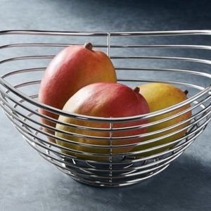NWT Stainless Steel Fruit Basket